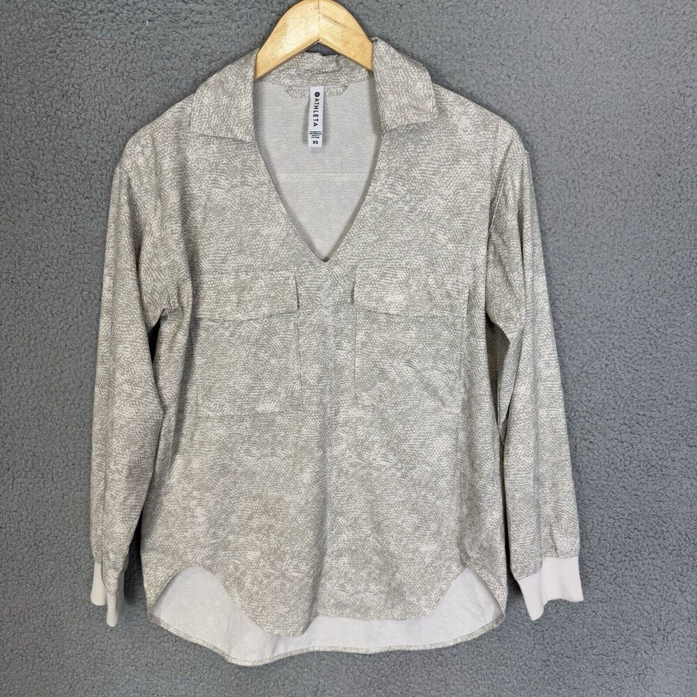 Athleta Shirt Womens XS Zuma Printed Blouse Viper Long Sleeve Popover